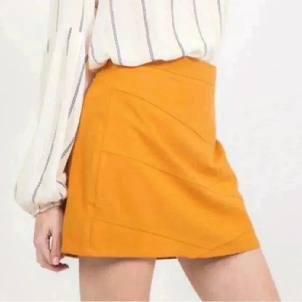 BNWT LOVE RICHE Twill Miniskirt, Mod Mustard